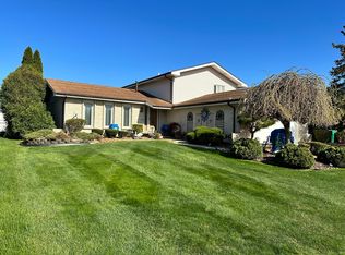 19601 Lake Park Dr, Lynwood, IL