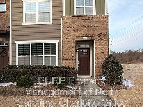 2nd image of 2731 Tranquil Oak Pl