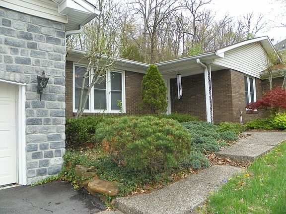 3rd image of 2909 Windsor Forest Dr