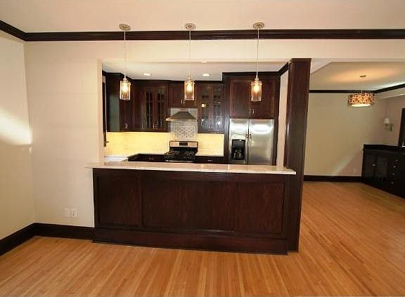 2nd image of 3423 Harriet Ave