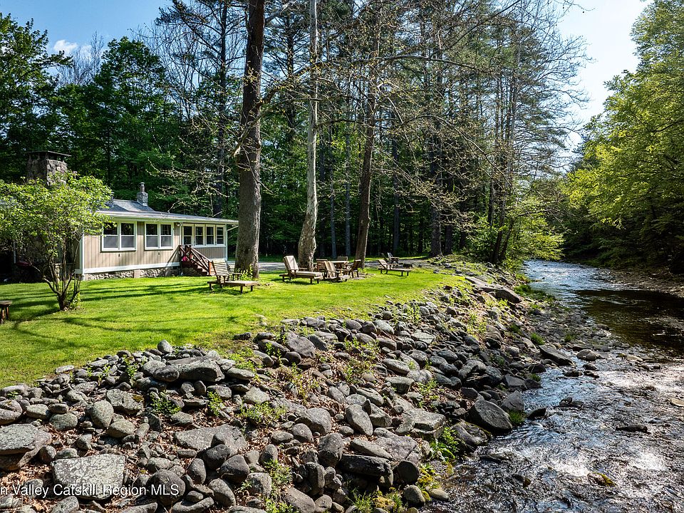 1st image of 203 Watson Hollow Road