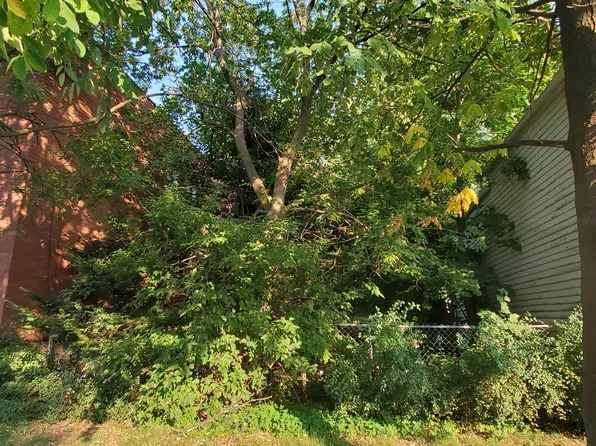 498 6th Avenue, Troy, NY 12182