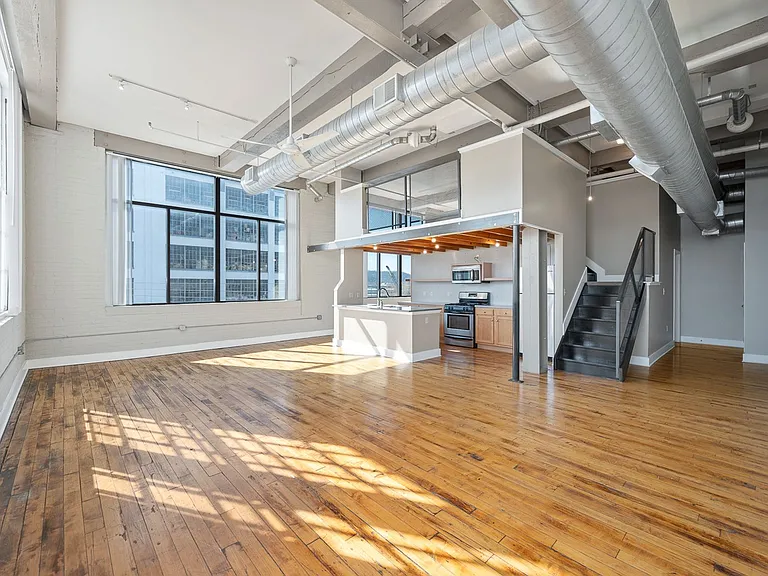 Machine Flats — Photo 34