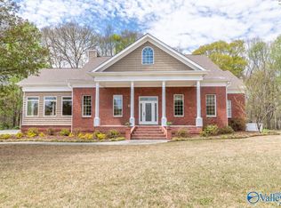 24599 Richmond Dr, Athens, AL 35613