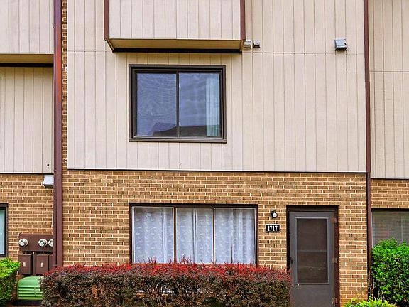 4th image of 1717 Westwind Way