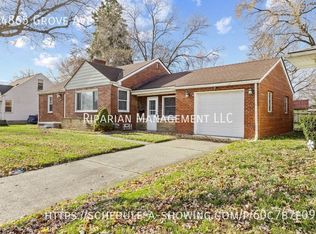 24865 Grove Ave, Eastpointe, MI 48021