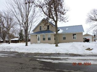 102 Robert St, Elrosa, MN 56325