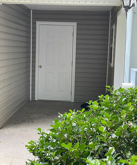 attached outside shed, storage space, for bike, barbecue supplies....