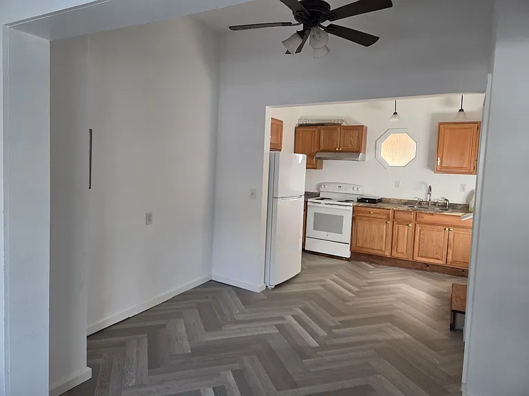153 Main St — Photo 20