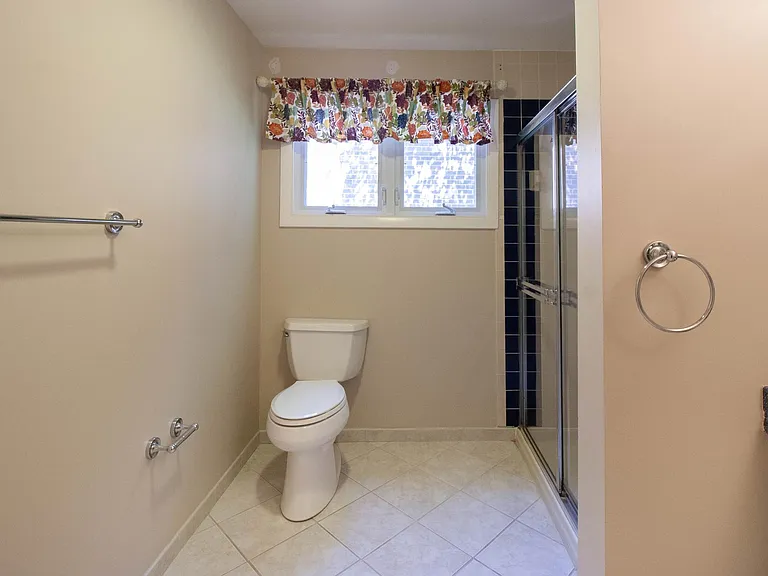 3503 Redwood Ct — Photo 50