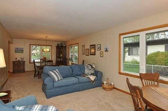 5th image of 27009 Waubeesee Lake Dr