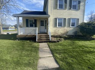 145 Tillotson St, Canandaigua, NY 14424
