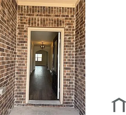 4 bed, 2006 sqft, $2,950 — Photo 3