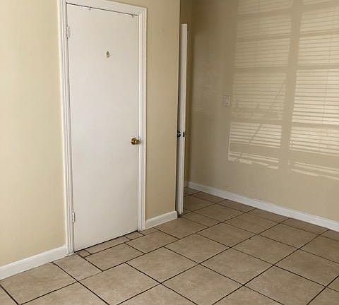 2nd image of 709 11th St APT 1