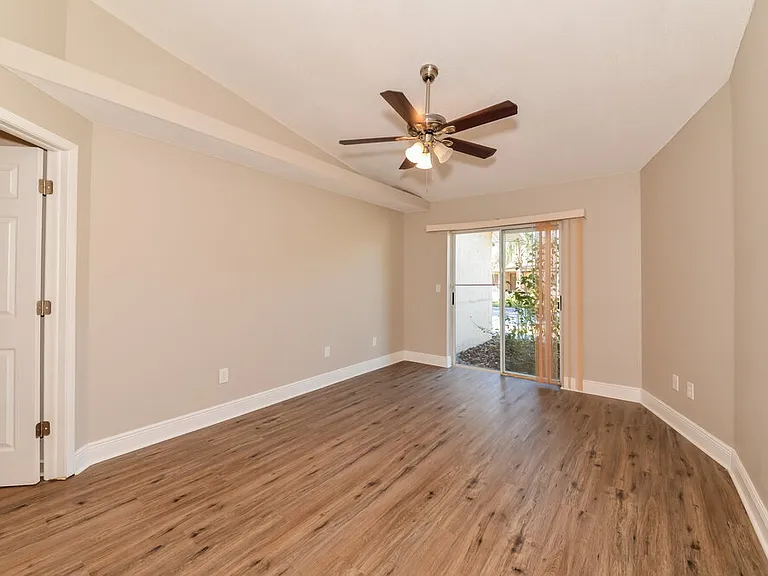 12914 Astorwood Pl — Photo 10