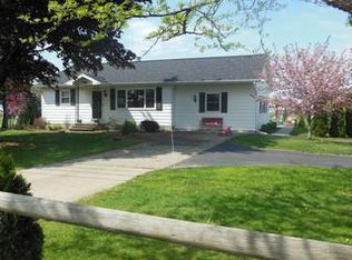 3330 S Roberts Rd, Fredonia, NY 14063