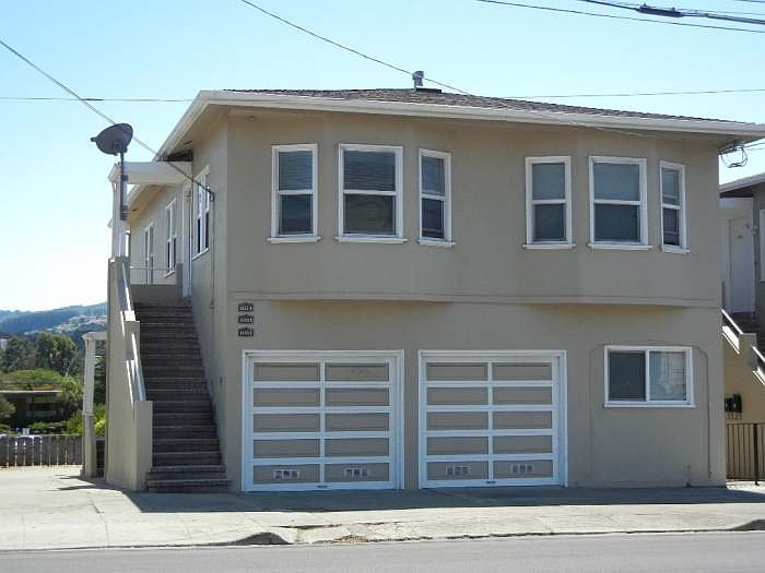 1st image of 1055 Grand Ave APT B