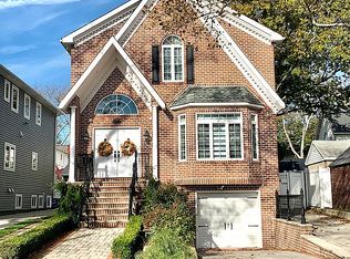 133 Kruser St, Staten Island, NY 10306