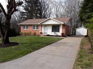 65 Pleasant Ridge Dr, Asheville, NC 28805