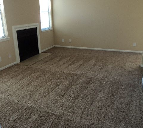 3rd image of 2108 Club Pkwy