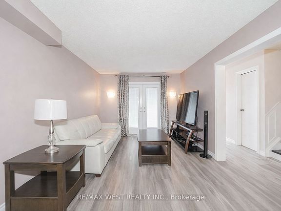 2nd image of 114 Courtlands Dr
