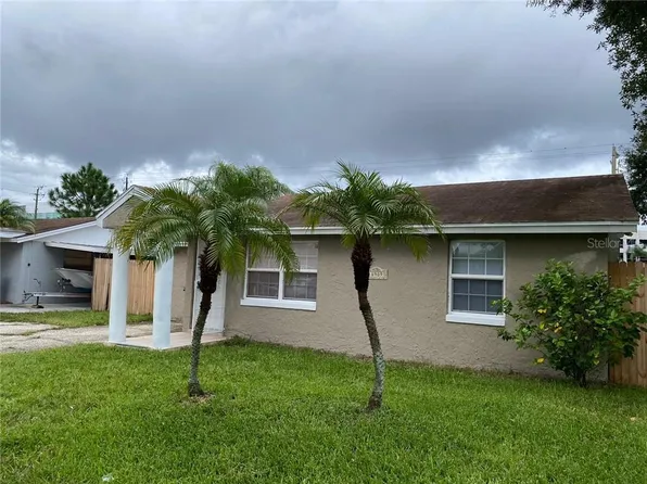8909 Richfield Ct, Tampa, FL 33634