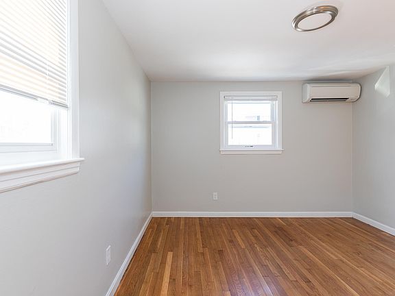 5th image of 3 Sagamore Ave APT 2R