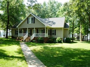 264 Creekside Shores Rd, Henrico, NC 27842