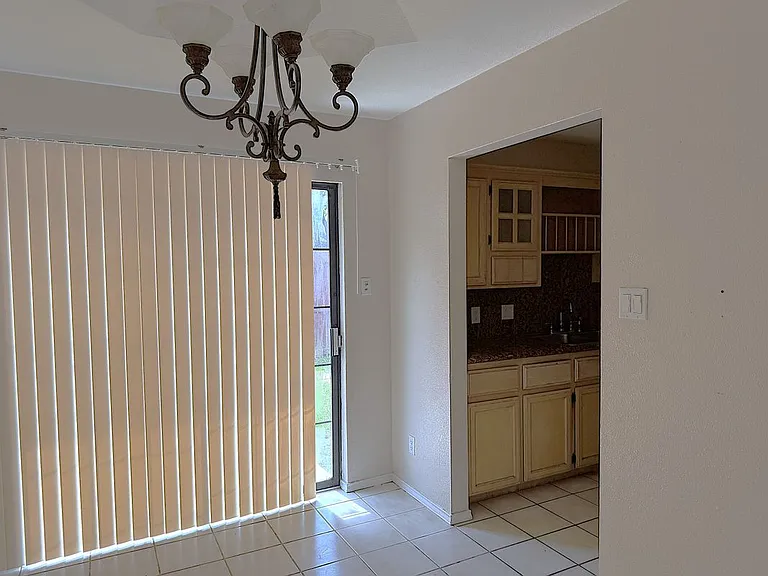 716 Mynah Ave #1 — Photo 5