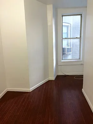 Rented by Bohemia Realty Group | media 14