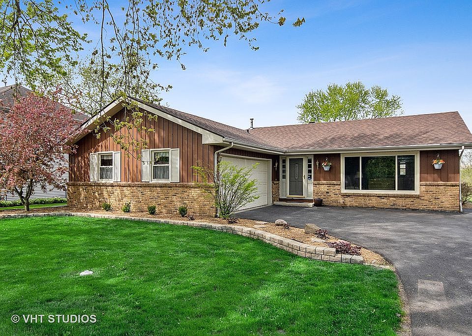 1st image of 1011 Johnston Dr