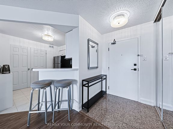 3rd image of 8501 Bayview Ave #1011