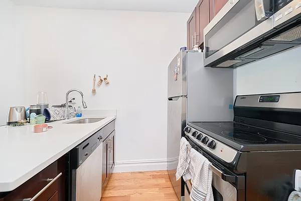 Rented by Living New York | media 2