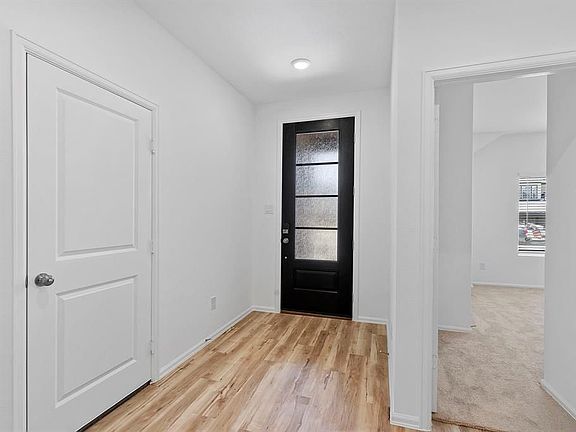 4th image of 31514 Beacon Dr
