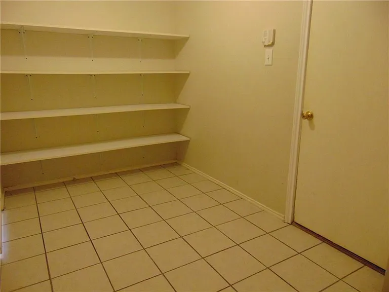 9812 Coolidge Dr — Photo 9