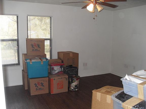 3rd image of 2521 Crosstimbers St APT A6