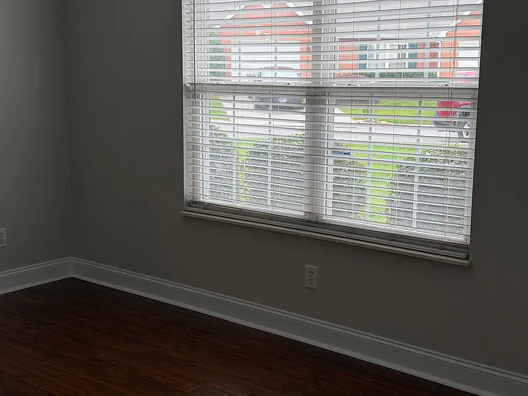 5704 Reece Way — Photo 8