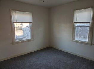 946 N McClellan St, Decatur, IL 62522