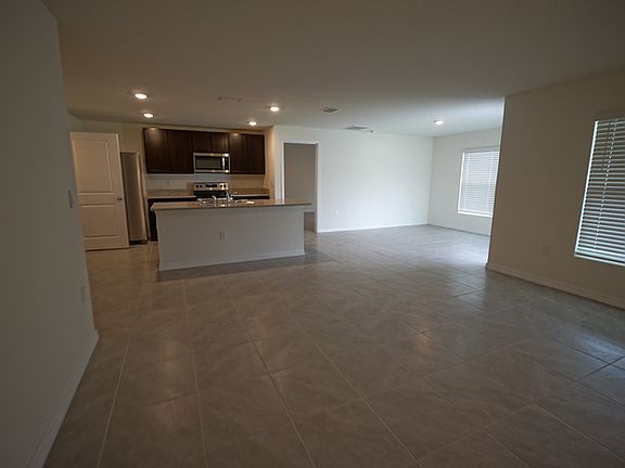 3rd image of 16784 Sunburst Lake St