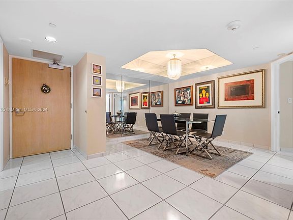 5th image of 16485 Collins Ave APT 735
