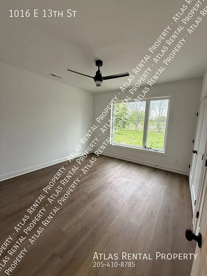 Move in Promo- $250 off First Month's Rent Modern Living in the Heart of Chattanooga - Lawn Care ... — Photo 3