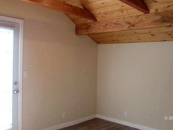 5th image of 54365 Pine Crest Ave #5