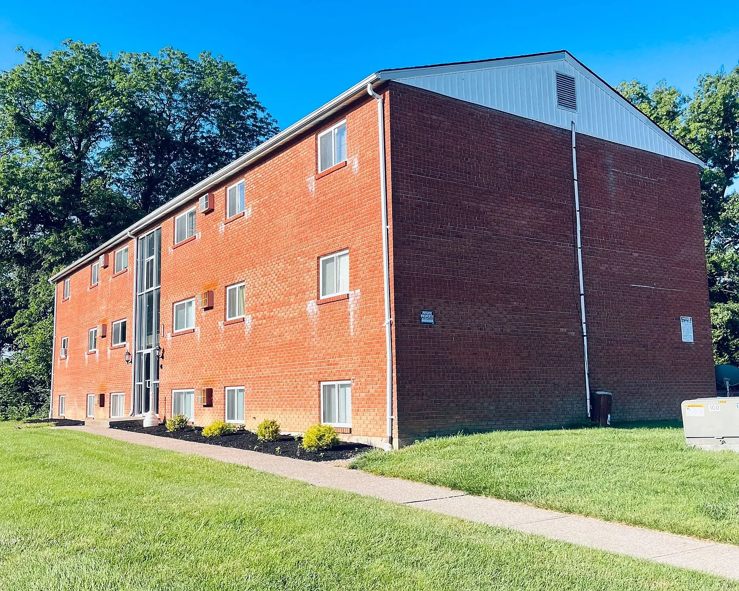 Edgecombe Apartments — Photo 2