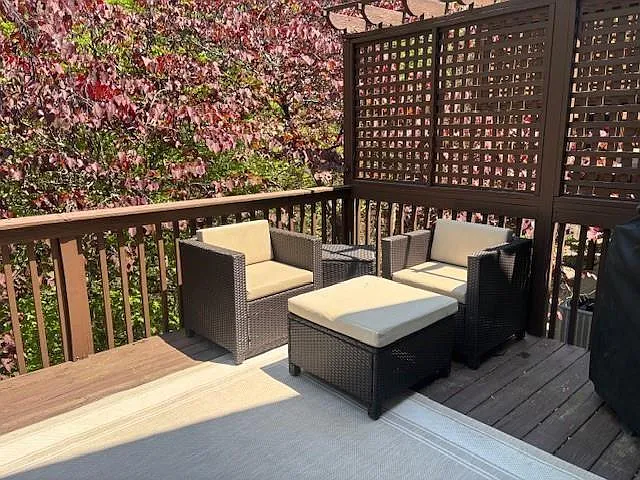 4061 Glen Vista Ct — Photo 16