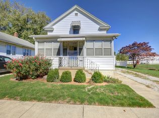 914 W Beardsley Ave, Champaign, IL 61821