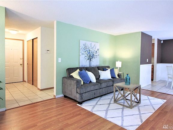 2nd image of 4110 Teakwood Ct SE