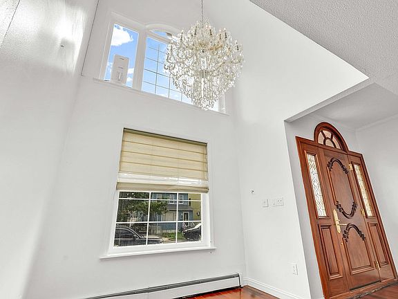 4th image of 115-46 199th St #1