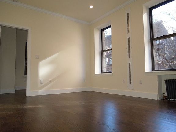 2nd image of 138 E 94th St APT 2NW