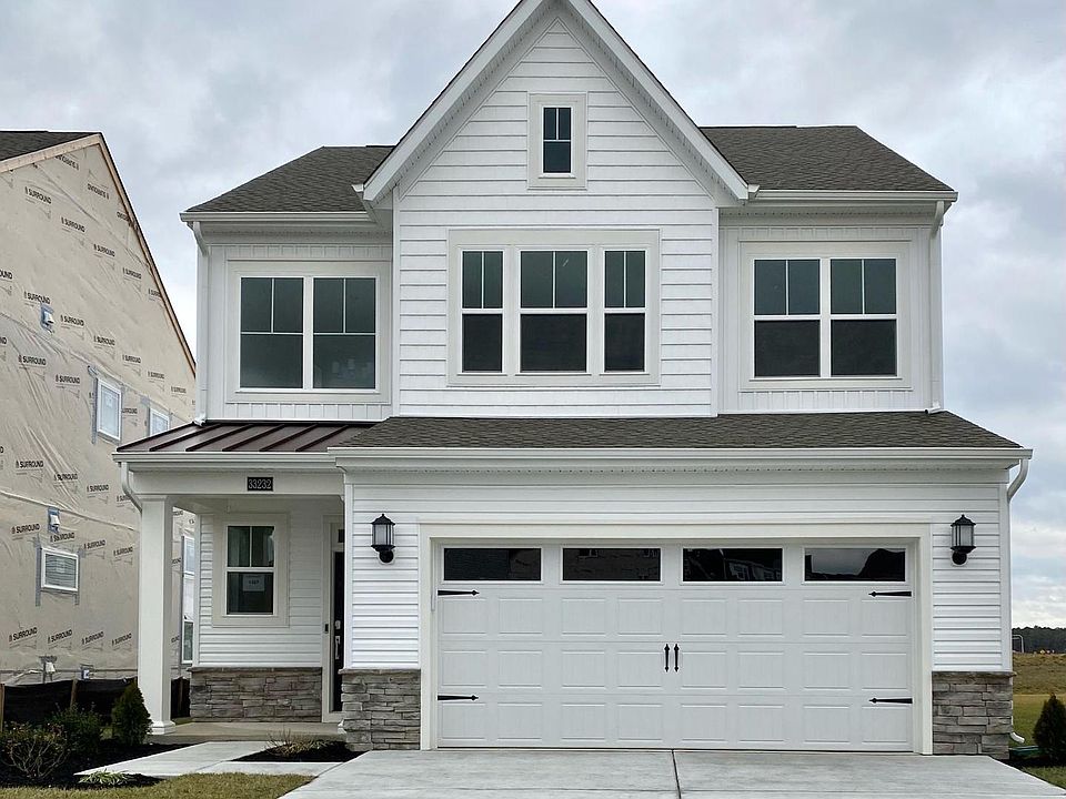 1st image of 33251 Claremont
