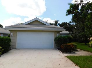 160 NW Bentley Cir, Port Saint Lucie, FL 34986